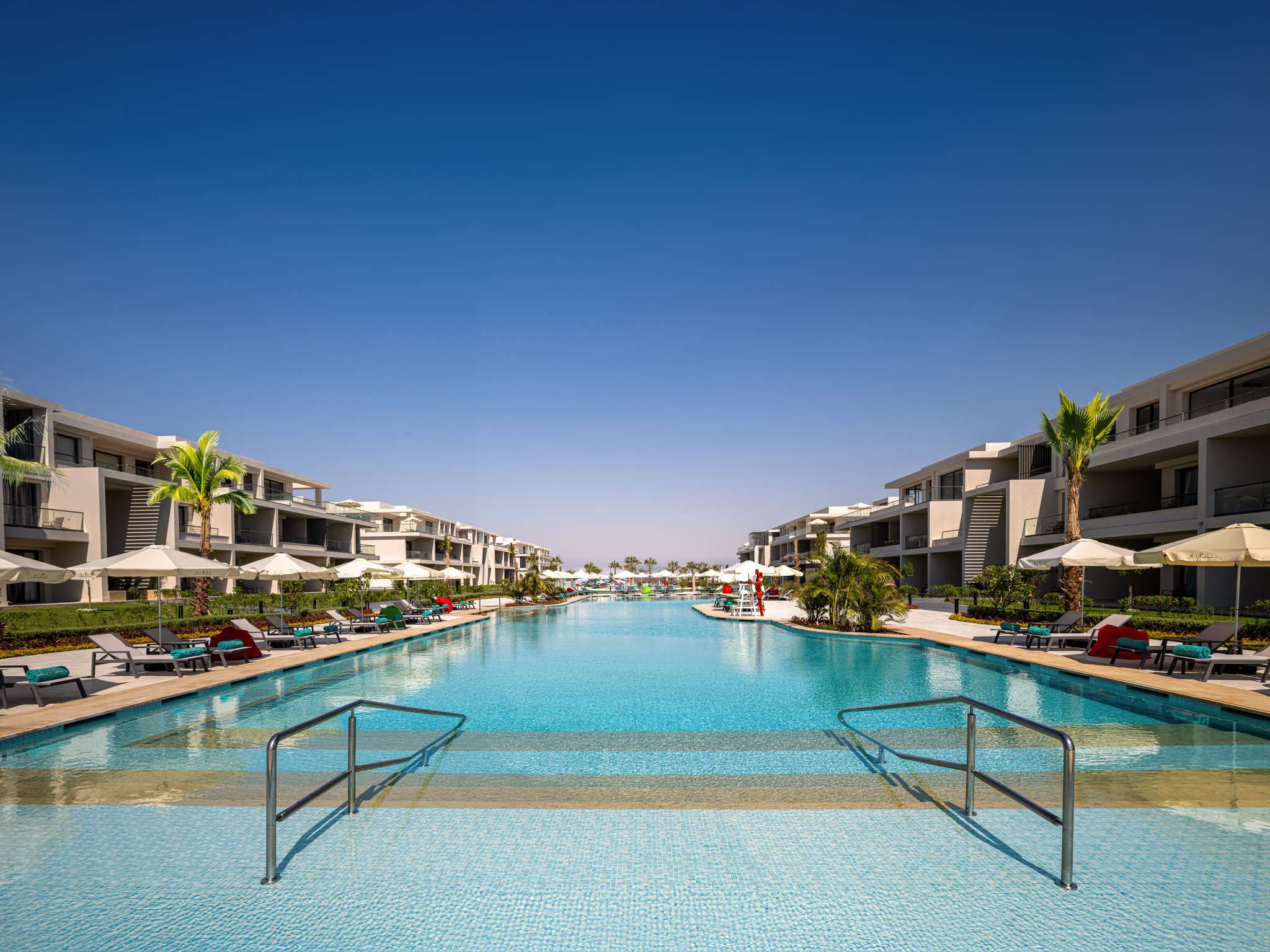 Rixos Bay View hero