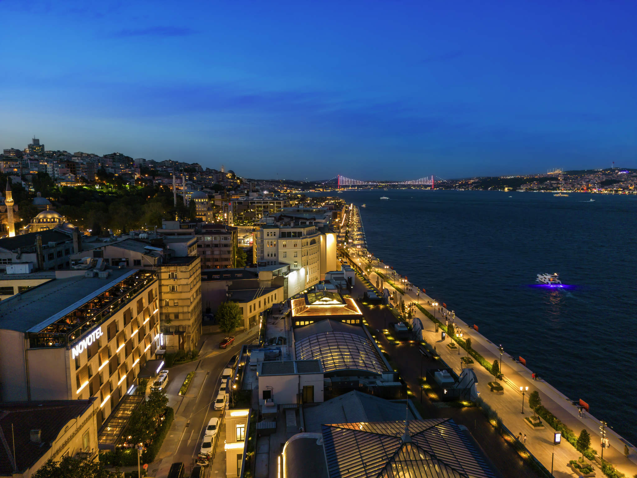 Novotel Istanbul Bosphorus resort hero photography