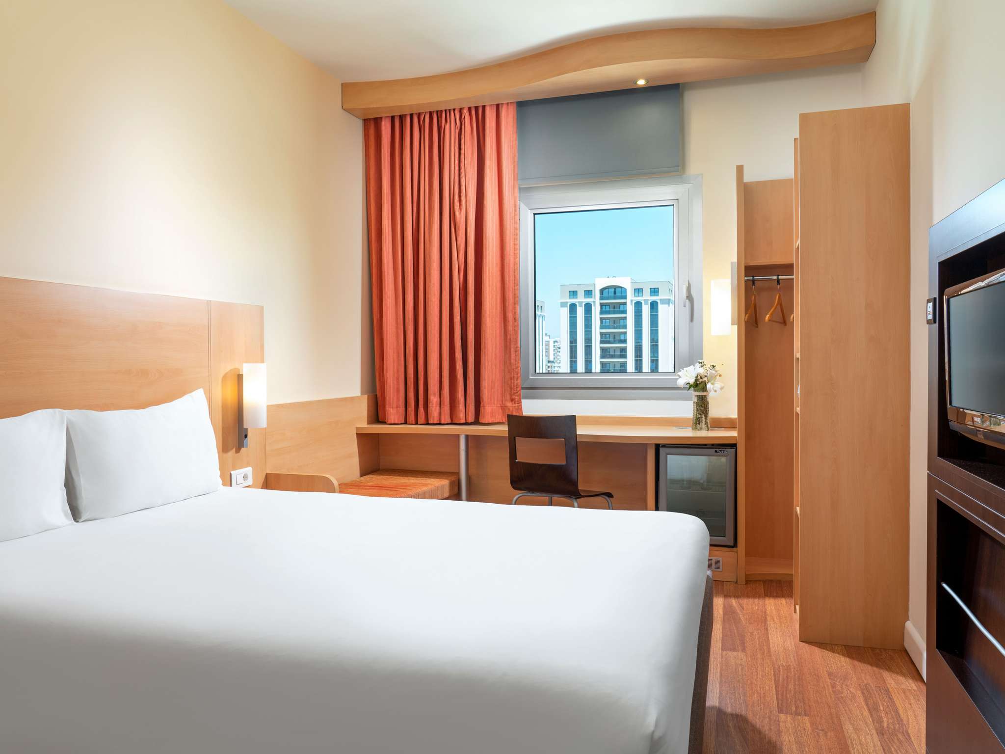 Ibis Adana resort hero photography
